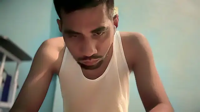 EnriquePersian197 online show from 02/18/25, 03:31