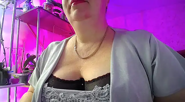 Snapshot of _Sweet_Woman chatting on 01/17/25, 04:06  Sweet Woman online show from 01/17/25, 04:06