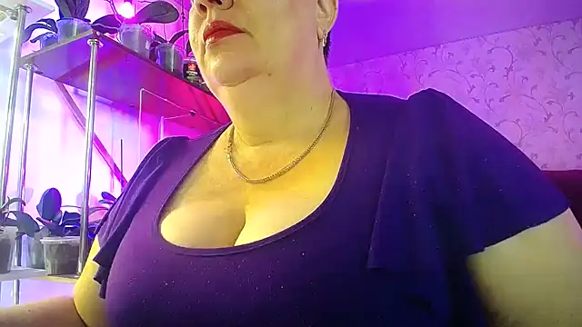  Sweet Woman online show from 06/18/26, 05:08