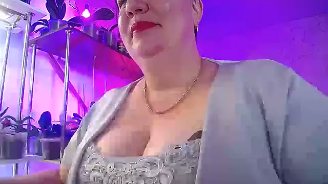  Sweet Woman online show from 06/20/26, 07:55