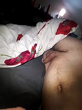 Snapshot of AndreiDts92 chatting on 03/06/25, 08:48 AndreiDts92 online show from 03/06/25, 08:48