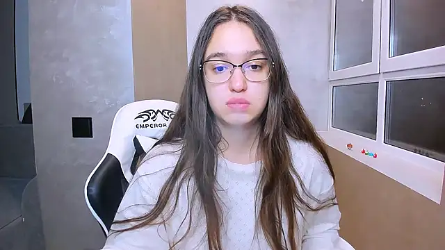 fancy bunny online show from 10/27/25, 08:13