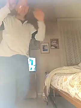 Snapshot of Porco81cazzo chatting on 03/21/26, 12:15 Porco81cazzo online show from 03/21/26, 12:15