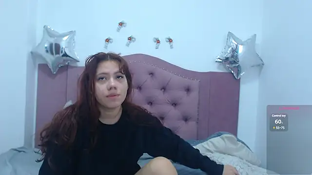 crystalhoneyy1 online show from 12/20/24, 11:32