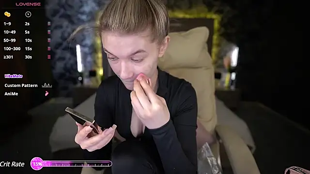 Snapshot of AnacondaOn chatting on 03/21/25, 07:33 AnacondaOn online show from 03/21/25, 07:33