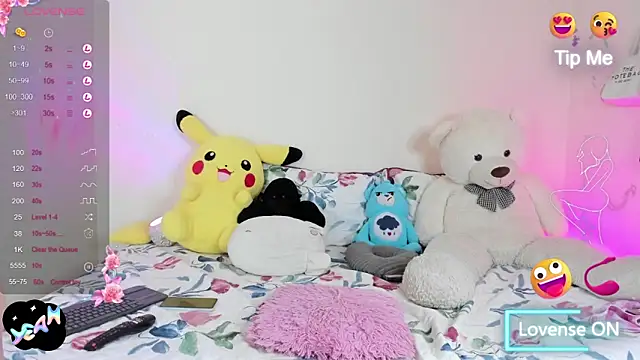 Snapshot of camy_roy chatting on 03/02/25, 11:53 camy roy online show from 03/02/25, 11:53