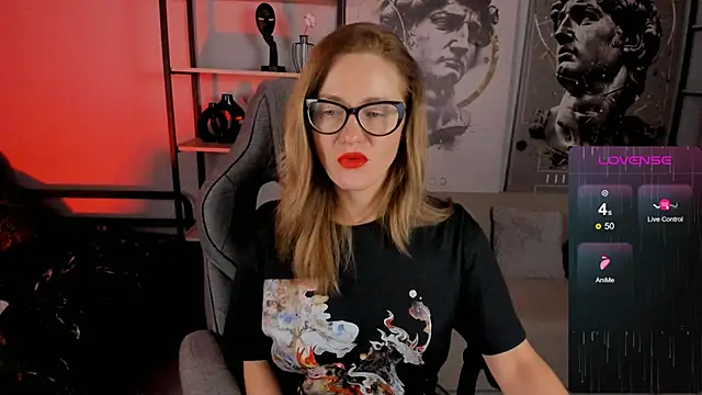 LadyIzabel online show from 11/03/25, 08:26