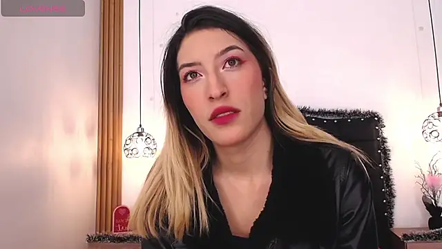 Snapshot of FULL_TENTATION_ chatting on 01/08/26, 09:00 FULL TENTATION online show from 01/08/26, 09:00