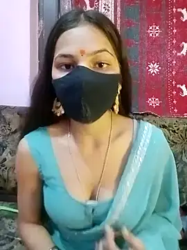 Snapshot of Bulbul_02 chatting on 03/01/25, 04:58 Bulbul 02 online show from 03/01/25, 04:58