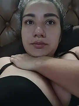 Snapshot of Hellen_Alex chatting on 02/15/26, 12:36 Hellen Alex online show from 02/15/26, 12:36