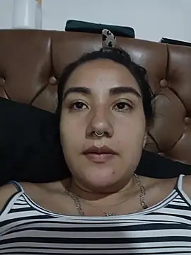 Snapshot of Hellen_Alex chatting on 02/26/26, 03:00 Hellen Alex online show from 02/26/26, 03:00