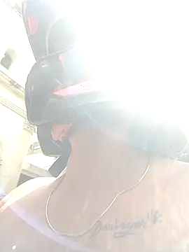 naughty-girl01 online show from 01/10/25, 04:51