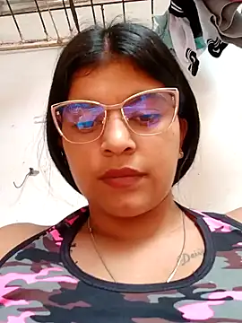 naughty-girl01 online show from 02/03/25, 04:31