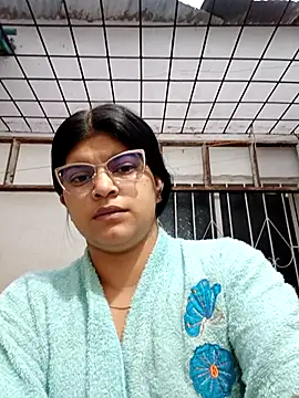 naughty-girl01 online show from 03/13/25, 10:57