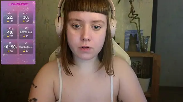 June shy0 online show from 02/01/25, 07:47