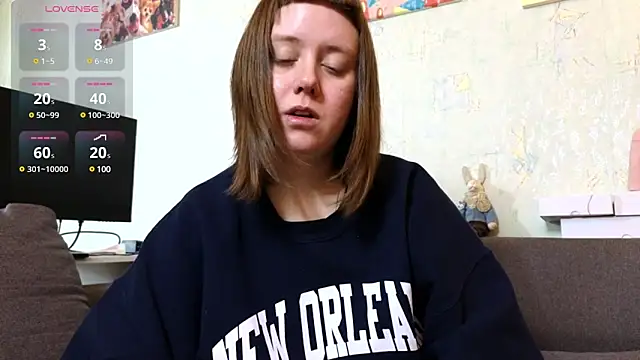 June shy0 online show from 02/26/25, 08:04