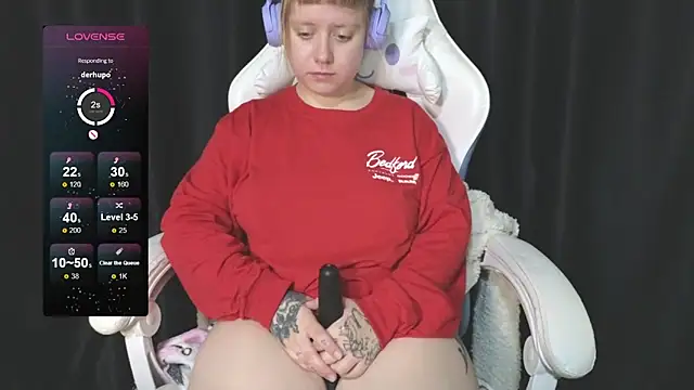 June shy0 online show from 09/13/25, 06:24