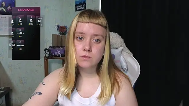 June shy0 online show from 10/24/25, 10:44