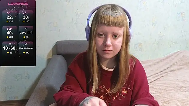 June shy0 online show from 02/04/26, 08:09