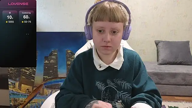 June shy0 online show from 05/01/26, 07:57