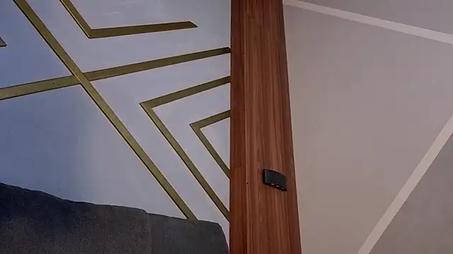 Emma gatess online show from 12/02/25, 11:48