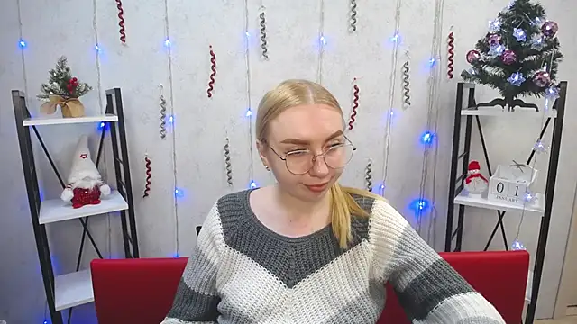 Snapshot of BeatriceFly chatting on 01/03/25, 12:19 BeatriceFly online show from 01/03/25, 12:19