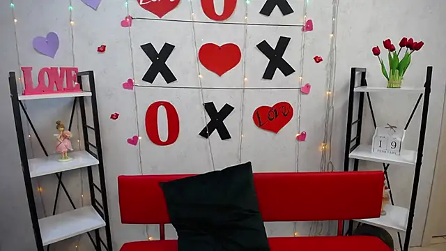 Snapshot of BeatriceFly chatting on 02/22/25, 06:28 BeatriceFly online show from 02/22/25, 06:28