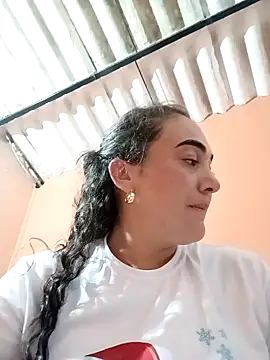 skayhot  online show from 12/31/24, 12:21