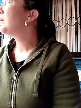 skayhot  online show from 02/10/25, 01:01