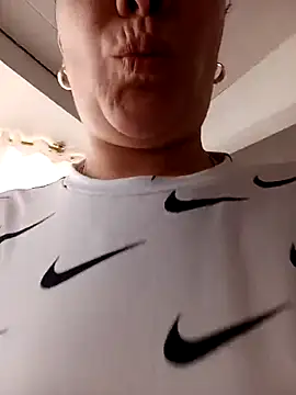 skayhot  online show from 03/13/25, 01:29