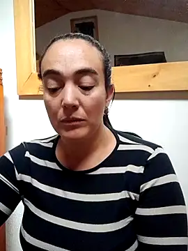 skayhot  online show from 09/17/25, 01:46