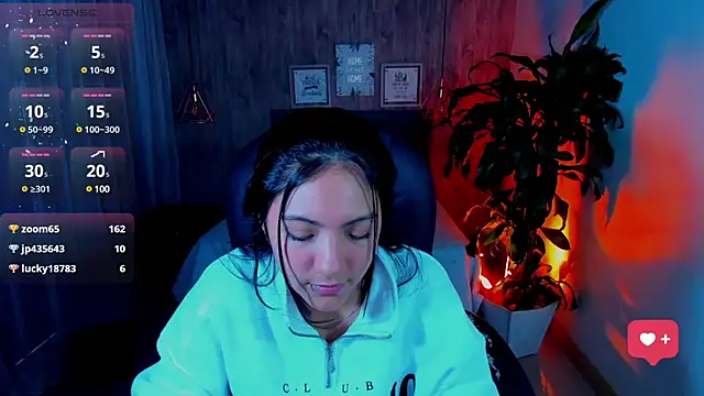 Snapshot of miichael_black chatting on 03/02/25, 04:53 miichael black online show from 03/02/25, 04:53