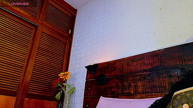 Celeste sanz online show from 10/21/25, 10:27