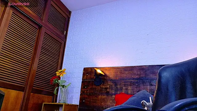 Celeste sanz online show from 12/14/25, 12:54