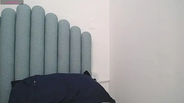 iniyalaboni online show from 03/06/25, 03:45