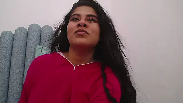 iniyalaboni online show from 03/21/25, 06:18