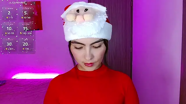 victoria-henaoo online show from 12/17/25, 04:29