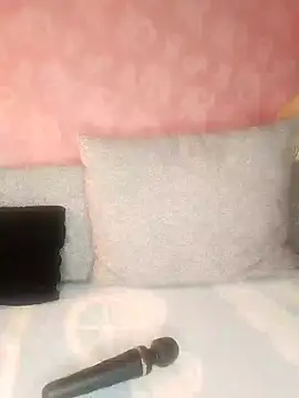 Cat Sharisa online show from 02/11/25, 02:57