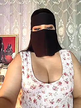 Cat Sharisa online show from 11/19/25, 07:25