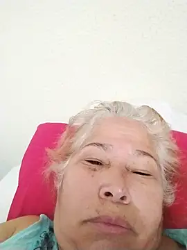 girl amada online show from 11/24/25, 01:22