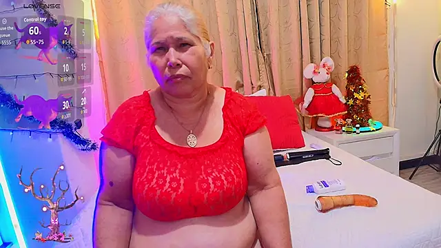 girl amada online show from 11/27/25, 06:26