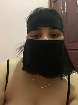 Snapshot of Miss-Soka chatting on 12/18/24, 06:14 Miss-Soka online show from 12/18/24, 06:14