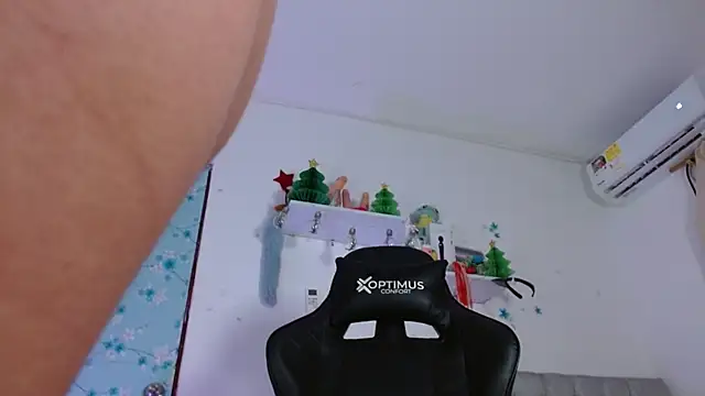 miss valery2 online show from 03/13/25, 12:48