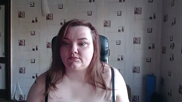 Snapshot of TasyaBigTTs chatting on 04/05/26, 03:31 TasyaBigTTs online show from 04/05/26, 03:31