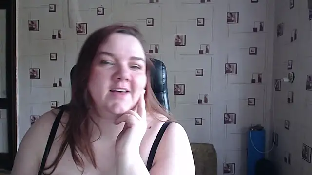Snapshot of TasyaBigTTs chatting on 04/23/26, 01:24 TasyaBigTTs online show from 04/23/26, 01:24