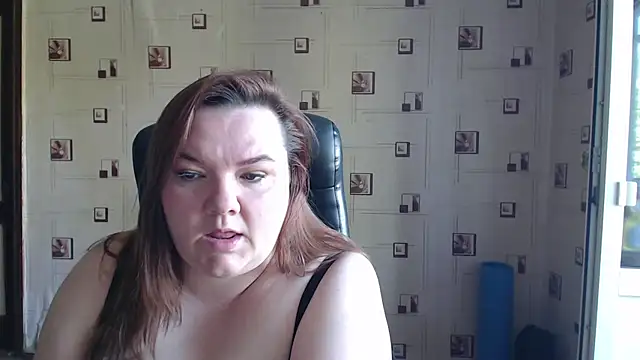Snapshot of TasyaBigTTs chatting on 05/08/26, 01:38 TasyaBigTTs online show from 05/08/26, 01:38