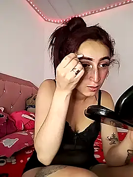 Snapshot of valeriikiss chatting on 02/05/25, 06:37 valeriikiss online show from 02/05/25, 06:37