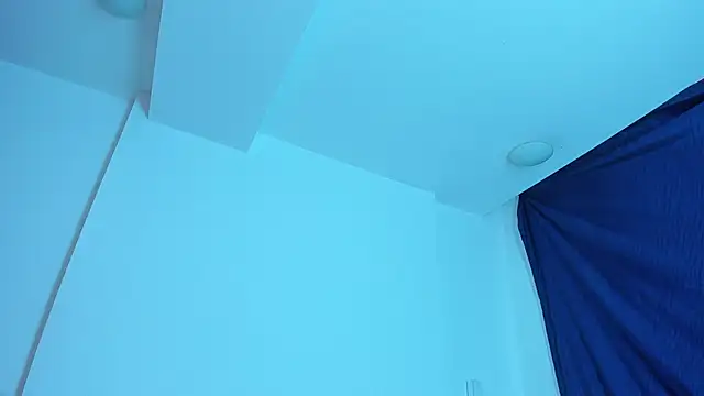 emiily15   online show from 01/20/25, 06:43