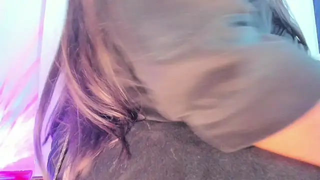 emiily15   online show from 03/06/25, 08:59