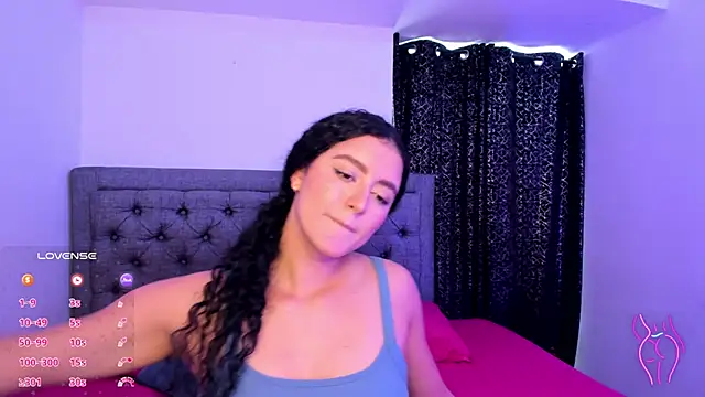 Adhara-zanne online show from 01/11/26, 03:17